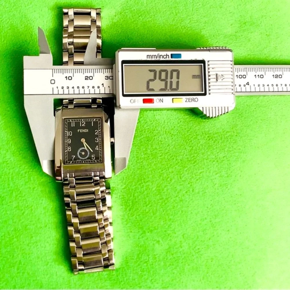 Gorgeous FENDI stainless steel watch 🔥🔥
